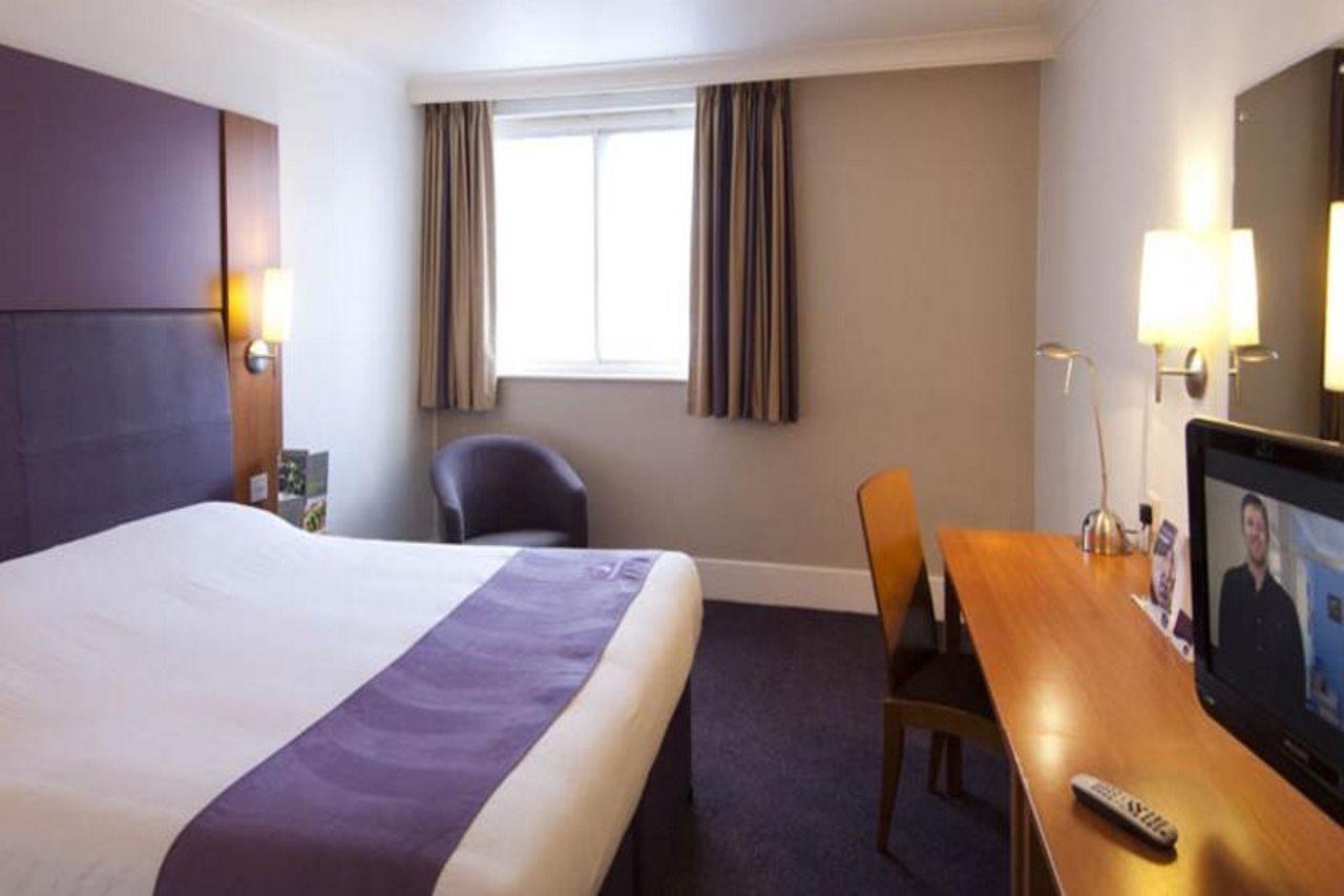 Premier Inn Liverpool City Екстериор снимка