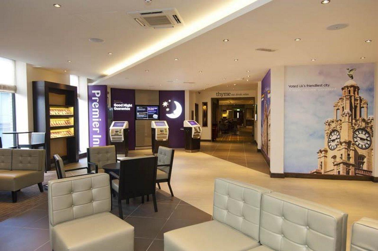 Premier Inn Liverpool City Екстериор снимка