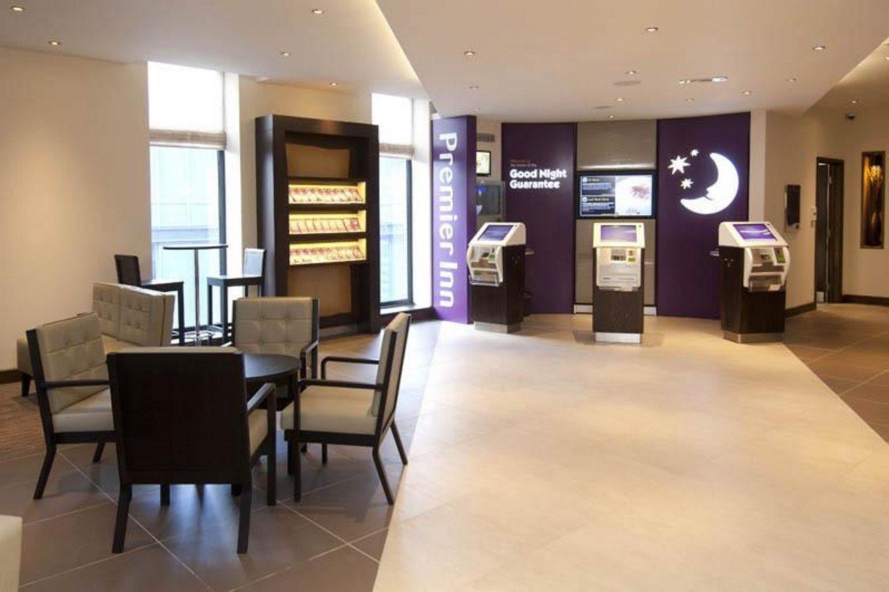 Premier Inn Liverpool City Екстериор снимка